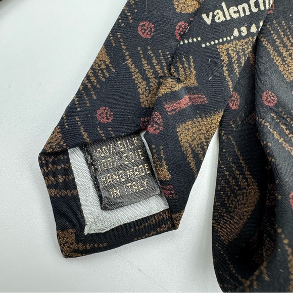 Valentino Cravatte Vintage 80s Silk Geometric Tie - Picture 9 of 13